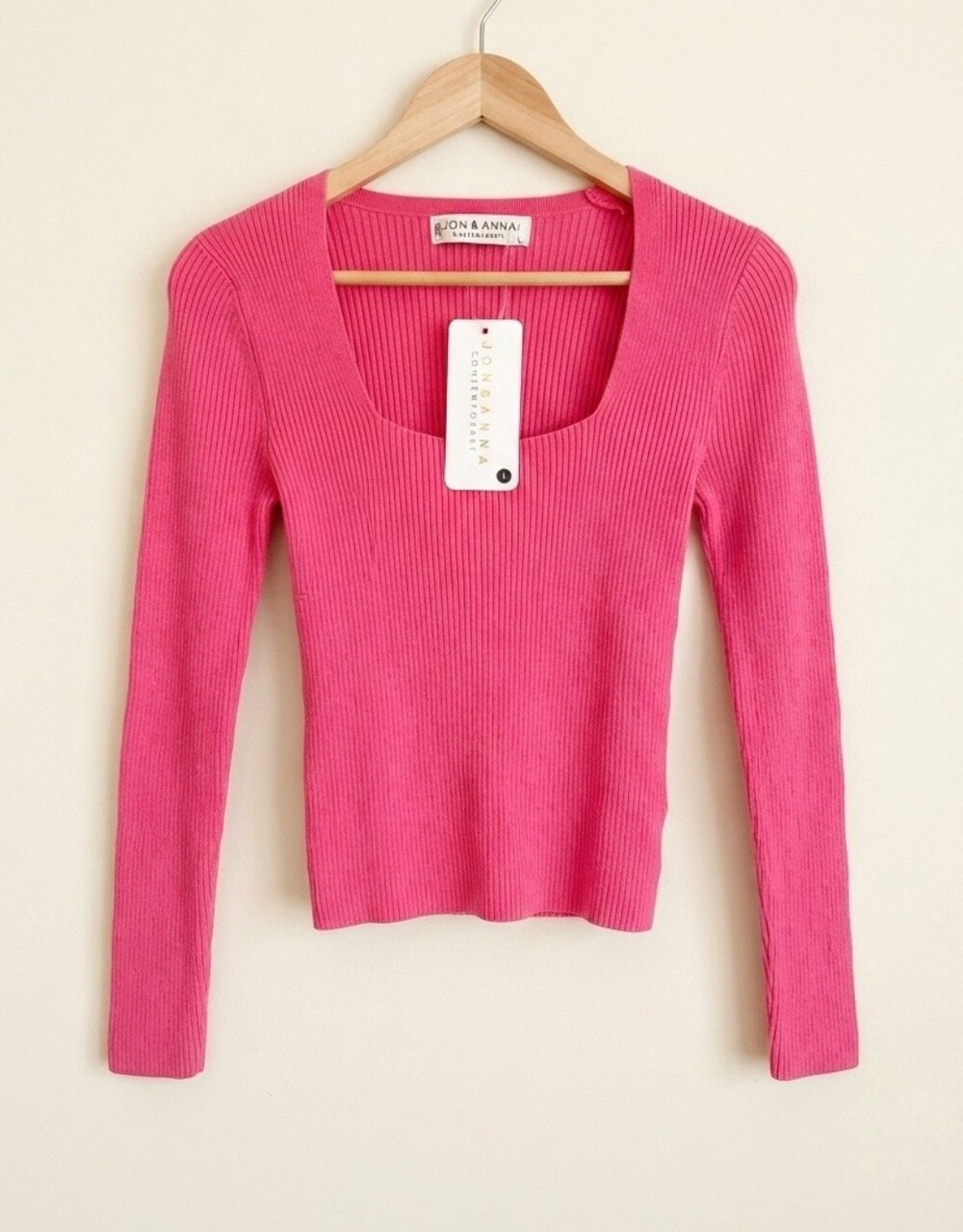Jon & Anna Ribbed Sweater - Hot Pink